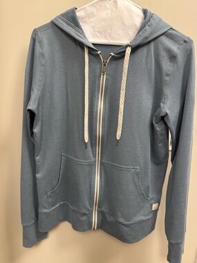 Vuori Light Blue Zip-Up Hoodie with Drawstring XS